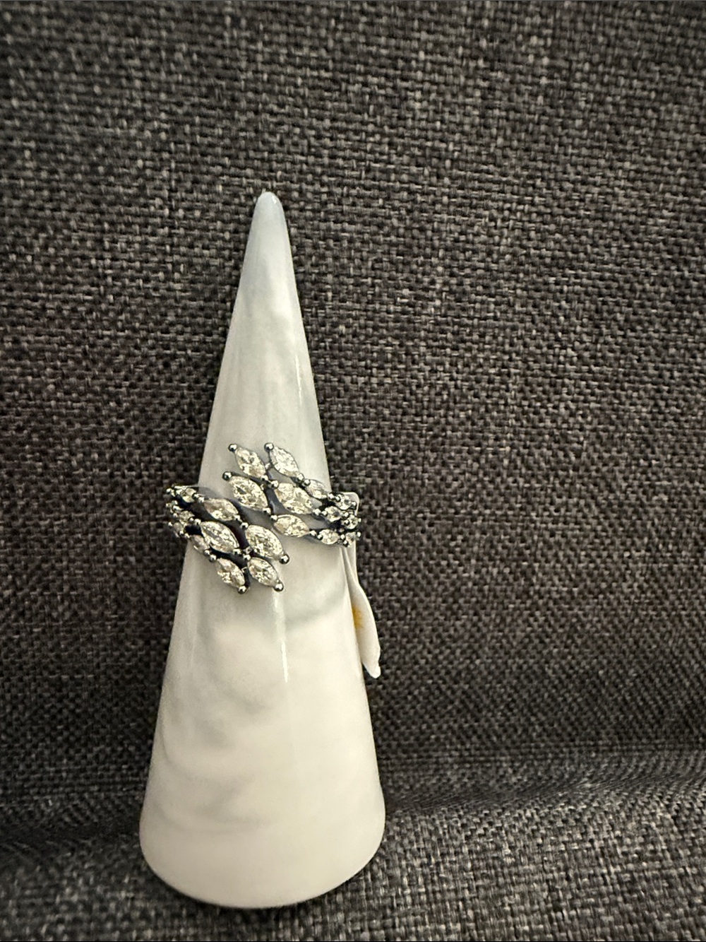 Bomb party OG Size 7 Ring